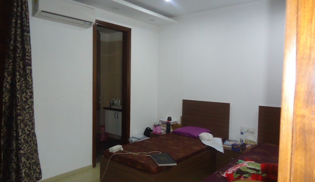 Luxurious-PG-Accommodation-South-Delhi-Gretar-Kailash2_02