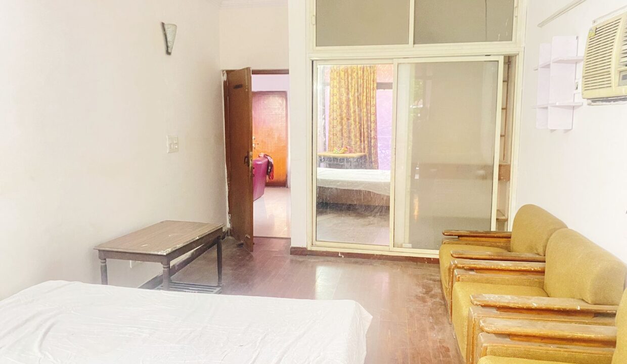 Pg Accommodation East of kailash South Delhi