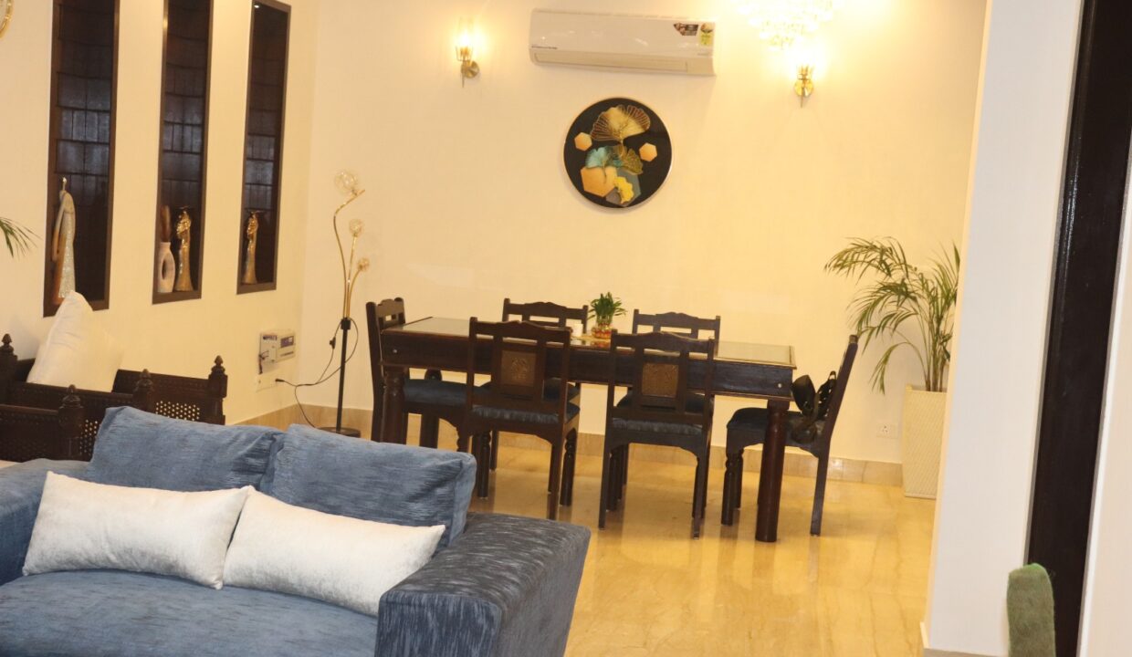 luxury-fully-furnished-3-bhk-service-apartment-for-rent-in-gk-ii-south-delhi-04