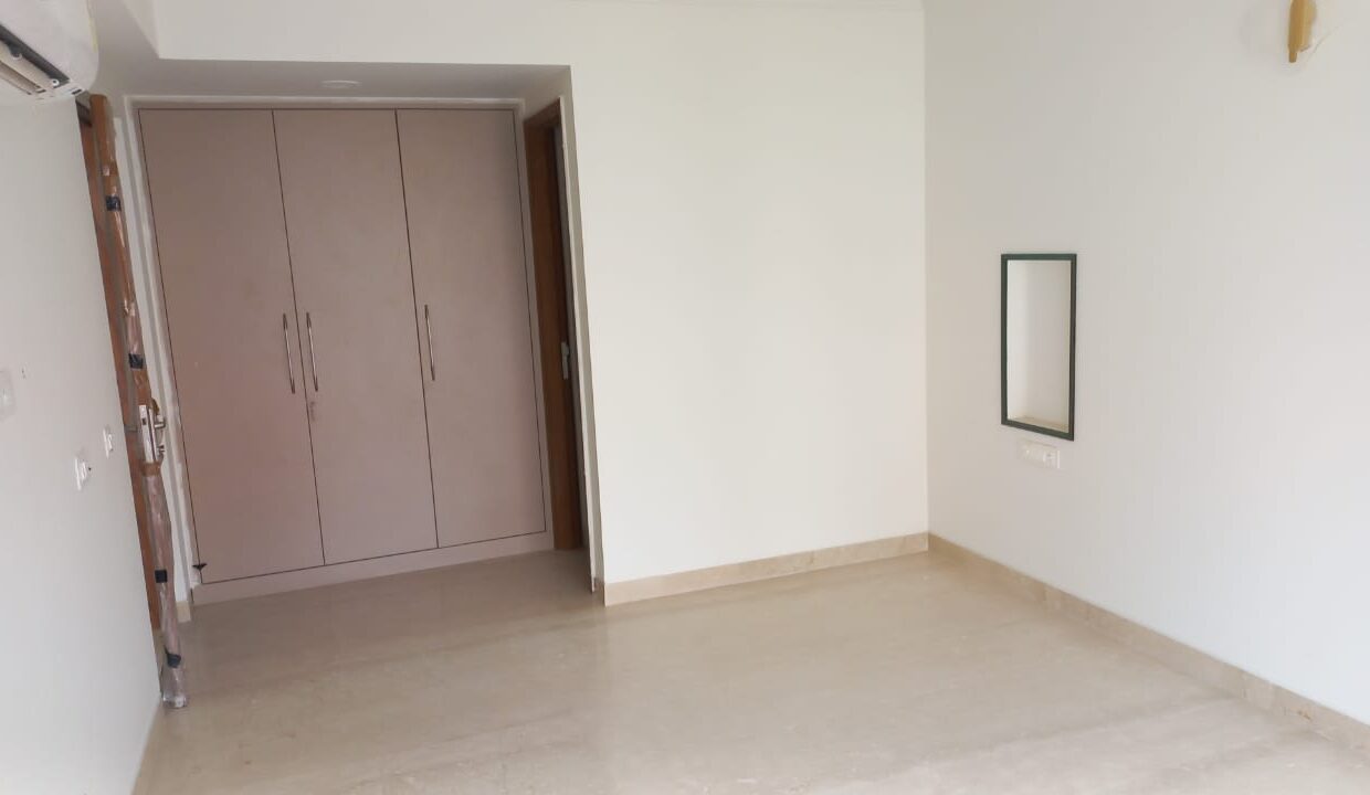 3-bhk-house-on-rent-in-south-delhi-sarvpriya-vihar-01