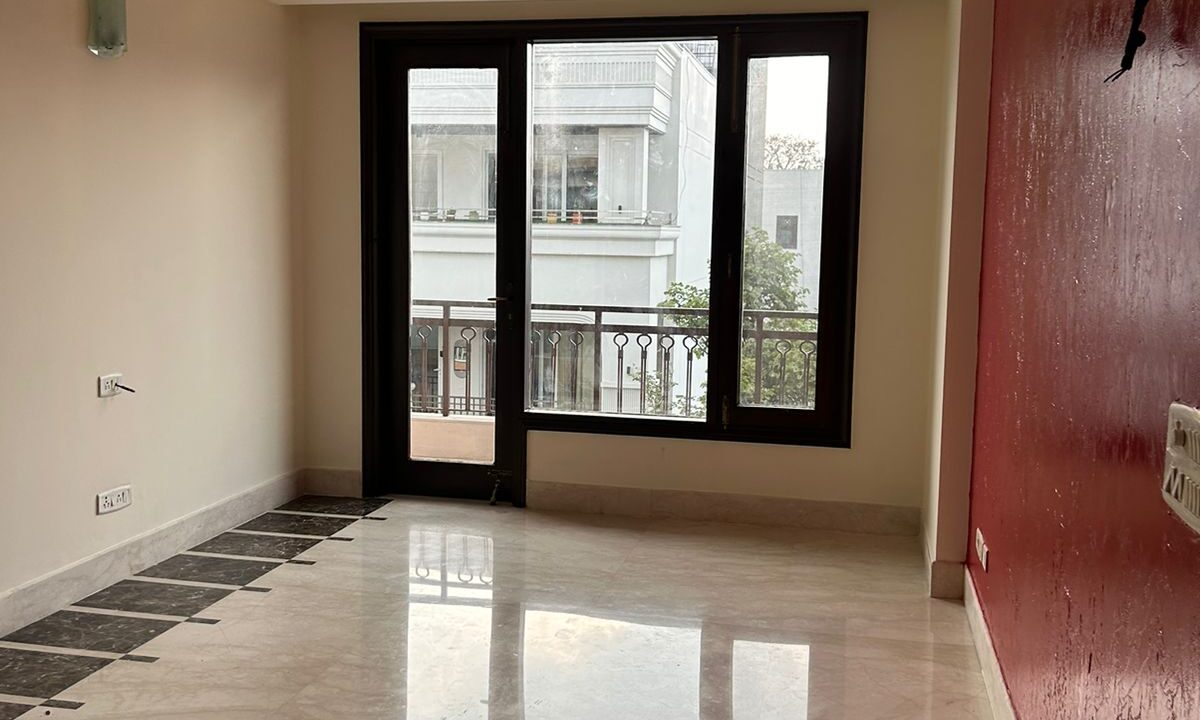 apartment-on-rent-in-south-delhi-greater-kailash-i-01