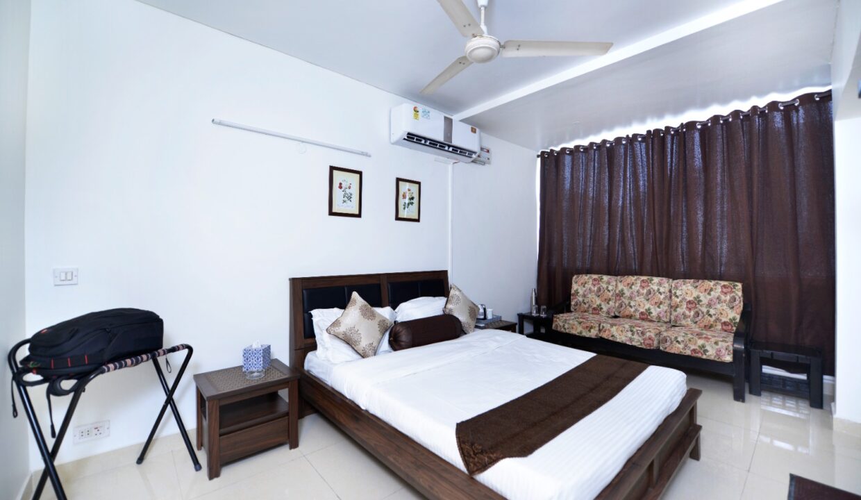 apartment-on-rent-in-south-delhi-lajpat-nagar-iii-01