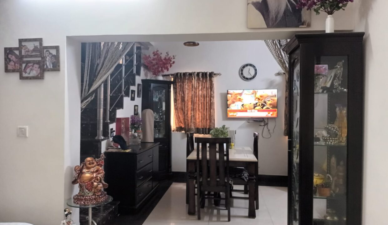 apartment-on-rent-in-south-delhi-kalkaji-south-park-apartment_01