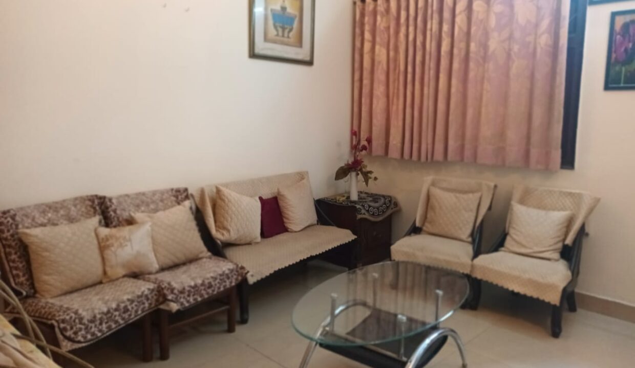 apartment-on-rent-in-south-delhi-kalkaji-south-park-apartment_03