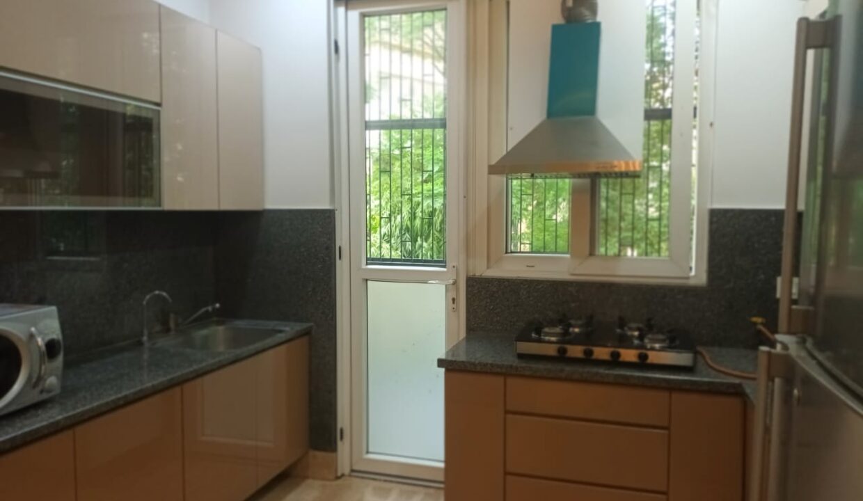 -i-apartment-on-rent-in-south-delhi-kalkaji_05