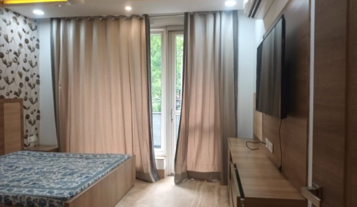 -i-apartment-on-rent-in-south-delhi-kalkaji_07