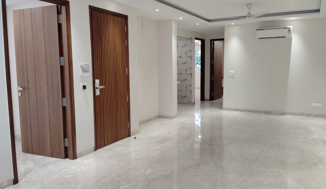 on-rent-in-south-delhi-kalkaji-nehru-enclave_04