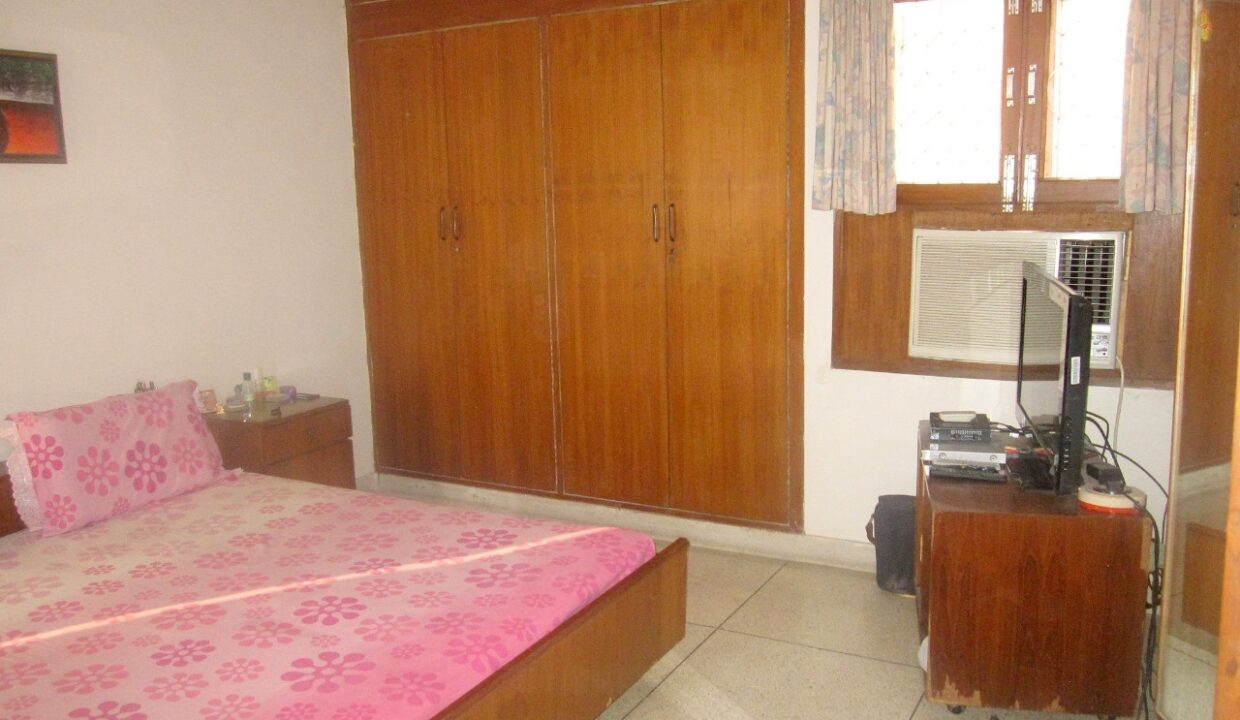 rent-in-south-delhi-east-of-kailash_06