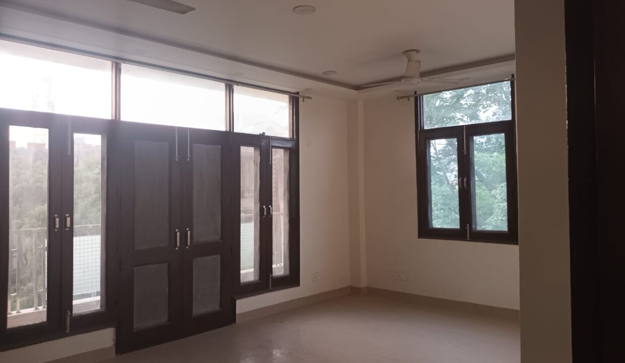 rent-in-south-delhi-kalkaji_01